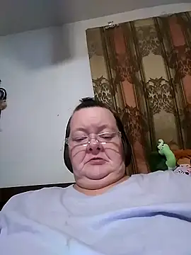 Bayou Woman68 online show from April 2026 12:32:01 PM