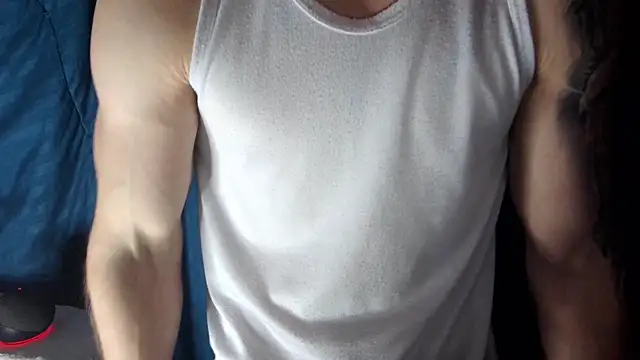 Snapshot of Kenner_fox77 chatting on December 2024 08:36:02 PM Kenner fox77 online show from December 2024 08:36:02 PM