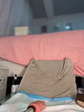 Milena-1 online show from November 2025 10:30:01 AM