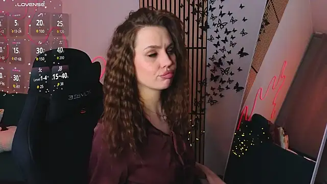 Snapshot of Aisha_Riley chatting on October 2025 05:14:01 PM Aisha Riley online show from October 2025 05:14:01 PM