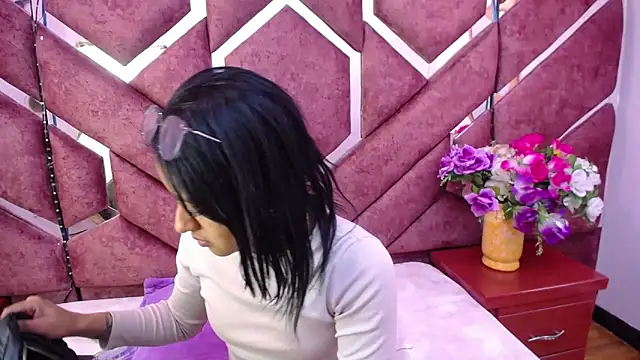 Snapshot of milly_print chatting on December 2024 02:52:01 AM milly print online show from December 2024 02:52:01 AM