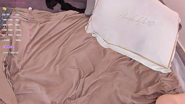  huge boobs ebony online show from March 2025 01:43:01 AM