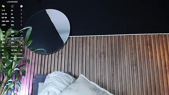 Snapshot of DilanJonnes_ chatting on December 2024 03:15:01 AM DilanJonnes online show from December 2024 03:15:01 AM