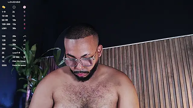 Snapshot of DilanJonnes_ chatting on December 2024 01:10:01 AM DilanJonnes online show from December 2024 01:10:01 AM