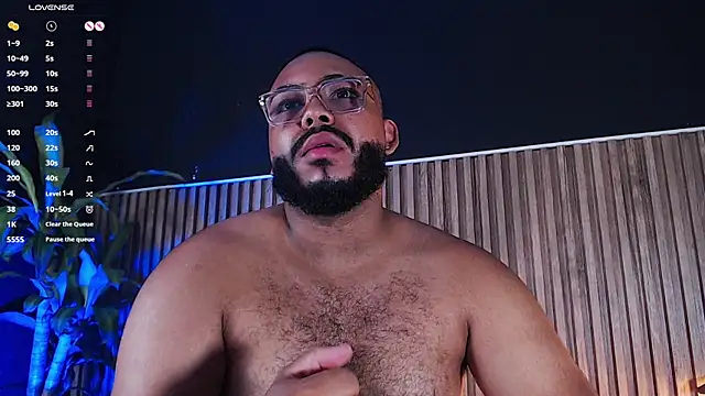 Snapshot of DilanJonnes_ chatting on January 2025 08:43:02 PM DilanJonnes online show from January 2025 08:43:02 PM