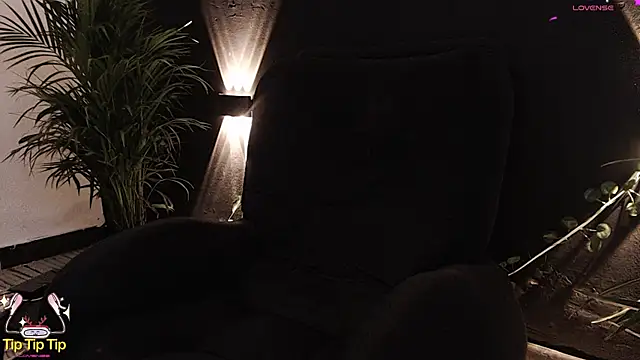 Ash gusbig online show from January 2025 01:36:01 PM