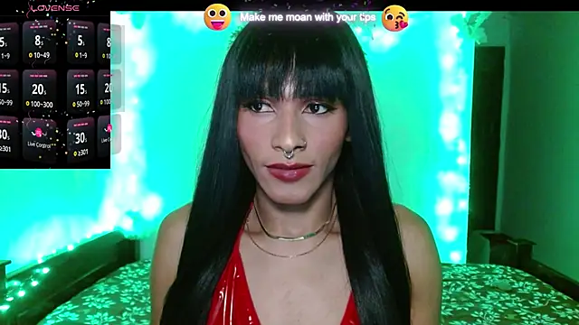 carolinemiller7 online show from December 2024 07:58:02 AM