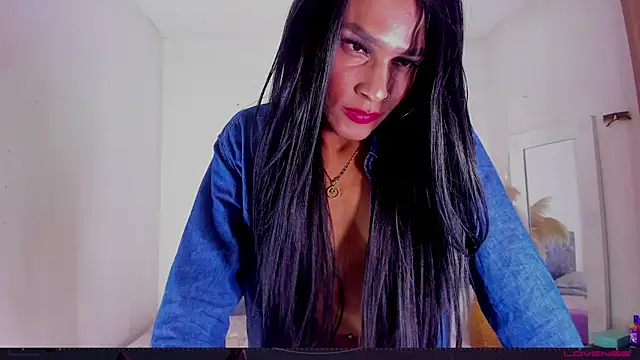 carolinemiller7 online show from October 2025 06:12:01 AM