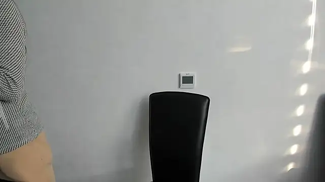 Summmmersky online show from February 2025 07:56:01 AM