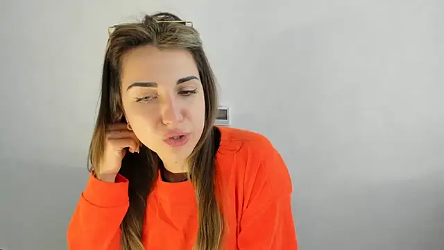 Summmmersky online show from March 2025 02:21:02 PM