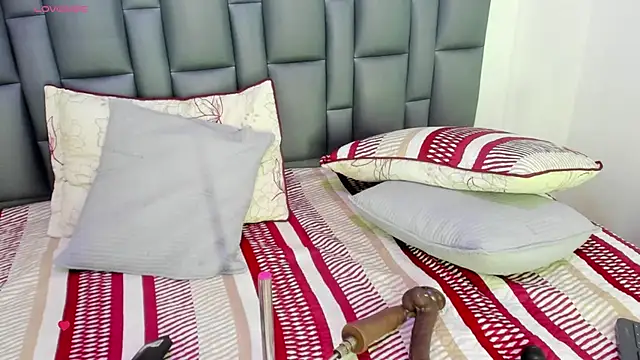 Abbyadams online show from December 2025 03:48:01 AM