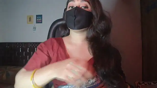 Most-Beautiful-Queen online show from November 2025 07:25:01 PM