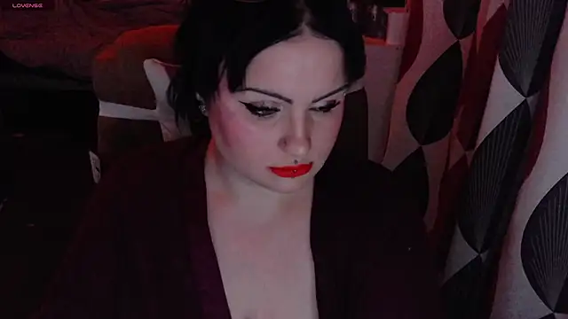 Snapshot of submissiveslut1996 chatting on February 2025 09:53:02 PM submissiveslut1996 online show from February 2025 09:53:02 PM