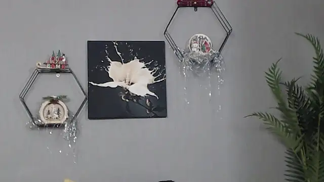 Snapshot of IzabelllNoir chatting on December 2025 06:30:02 AM IzabelllNoir online show from December 2025 06:30:02 AM