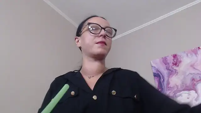 Snapshot of IzabelllNoir chatting on June 2026 03:45:01 AM IzabelllNoir online show from June 2026 03:45:01 AM