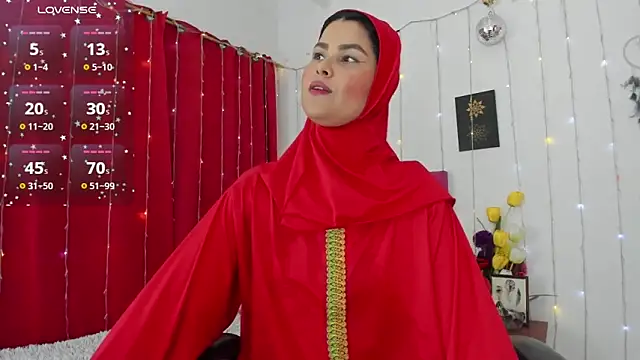 AishaAmin  online show from November 2025 12:16:01 PM