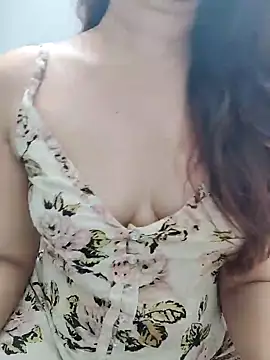 Brown Maxi online show from May 2026 06:09:01 PM