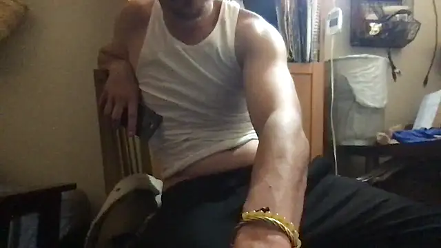 Snapshot of buckaztecc chatting on October 2025 07:56:01 AM buckaztecc online show from October 2025 07:56:01 AM