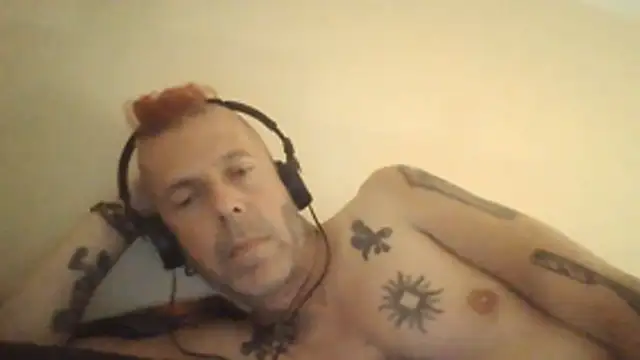 SHARPSkinhead online show from July 2026 09:06:02 PM