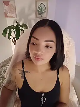 Snapshot of Sara_LipsX chatting on November 2025 11:36:02 PM Sara LipsX online show from November 2025 11:36:02 PM