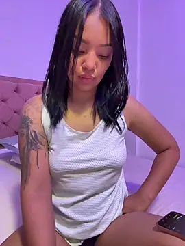Sara LipsX online show from June 2026 02:46:02 AM