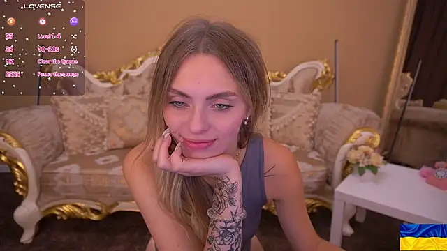 Snapshot of ChloeBrightt chatting on September 2025 08:09:01 PM ChloeBrightt online show from September 2025 08:09:01 PM