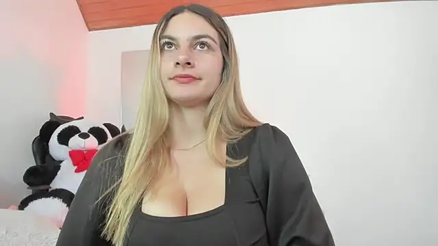 AtheneaRossi online show from February 2025 09:48:01 PM