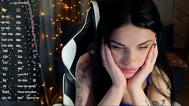 Mary   Moore online show from December 2024 08:20:02 AM