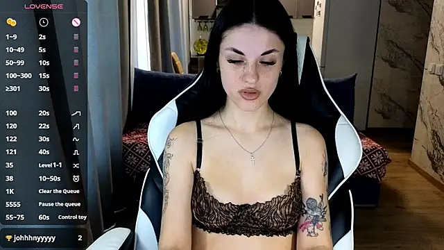 Mary   Moore online show from October 2025 05:30:01 AM