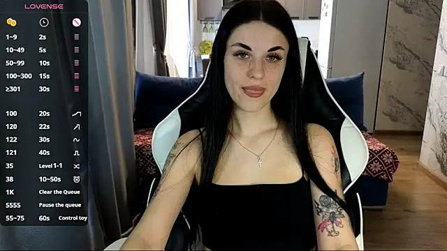 Mary   Moore online show from November 2025 07:39:01 AM