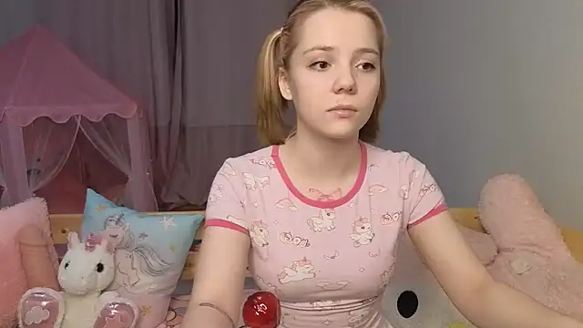 PrincessLittleKiki online show from February 2026 09:41:01 PM