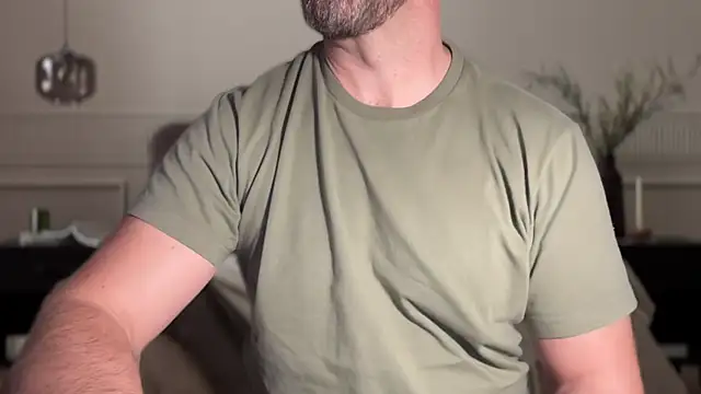 Mr Beef online show from September 2025 09:49:02 PM