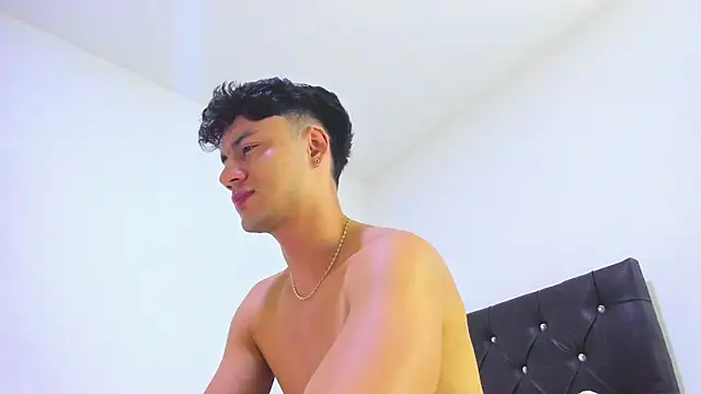 Snapshot of Sebastian-Dash chatting on February 2025 06:18:02 AM Sebastian-Dash online show from February 2025 06:18:02 AM