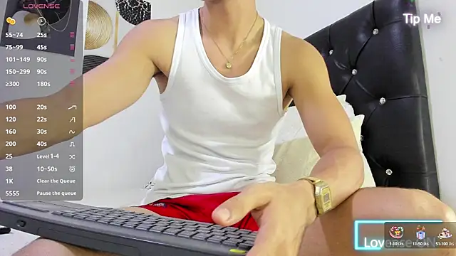 Snapshot of Sebastian-Dash chatting on October 2025 12:00:01 AM Sebastian-Dash online show from October 2025 12:00:01 AM