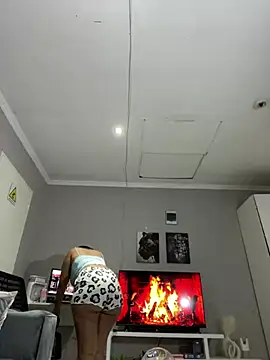 Bootyfulbarbiie online show from December 2024 02:10:01 AM