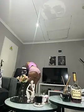 Bootyfulbarbiie online show from January 2025 12:02:01 AM