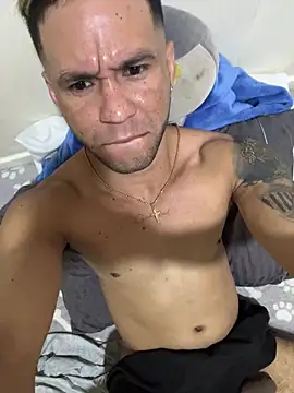 Snapshot of Rafa_garcia28 chatting on February 2026 10:10:02 PM Rafa garcia28 online show from February 2026 10:10:02 PM