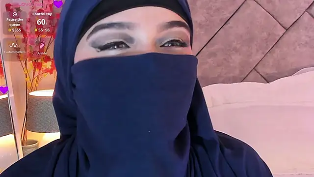 Snapshot of anna-henao chatting on December 2025 07:53:02 PM anna-henao online show from December 2025 07:53:02 PM