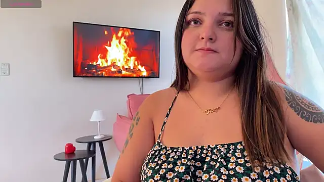 Snapshot of SweetPaige_ chatting on March 2025 09:26:02 PM SweetPaige online show from March 2025 09:26:02 PM