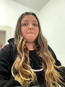 Snapshot of SweetPaige_ chatting on September 2025 03:44:01 PM SweetPaige online show from September 2025 03:44:01 PM