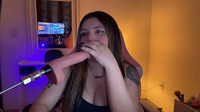 Snapshot of SweetPaige_ chatting on September 2025 05:50:01 PM SweetPaige online show from September 2025 05:50:01 PM