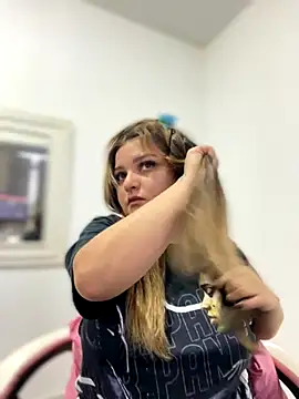 Snapshot of SweetPaige_ chatting on October 2025 04:18:01 PM SweetPaige online show from October 2025 04:18:01 PM