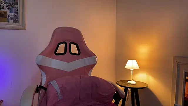 Snapshot of SweetPaige_ chatting on November 2025 04:22:02 PM SweetPaige online show from November 2025 04:22:02 PM