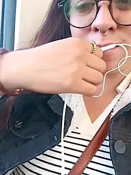 Snapshot of Celestte22 chatting on November 2025 11:04:02 PM Celestte22 online show from November 2025 11:04:02 PM