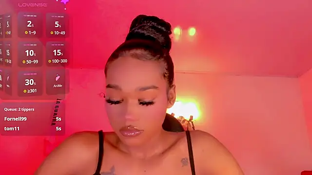 naomy  xx online show from February 2026 11:25:02 PM