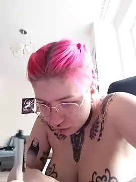 Snapshot of divine_eve chatting on February 2025 02:54:02 PM divine eve online show from February 2025 02:54:02 PM