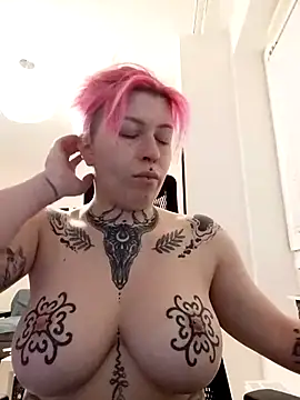 Snapshot of divine_eve chatting on February 2025 07:53:01 PM divine eve online show from February 2025 07:53:01 PM