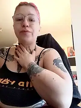 Snapshot of divine_eve chatting on March 2025 03:05:02 PM divine eve online show from March 2025 03:05:02 PM