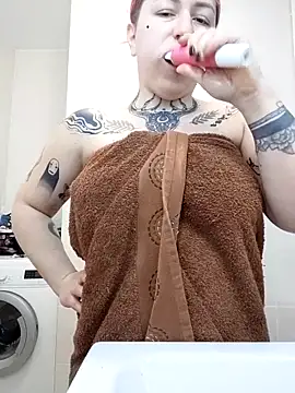 Snapshot of divine_eve chatting on September 2025 09:08:02 AM divine eve online show from September 2025 09:08:02 AM