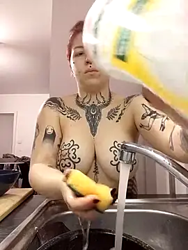 Snapshot of divine_eve chatting on October 2025 03:24:02 PM divine eve online show from October 2025 03:24:02 PM